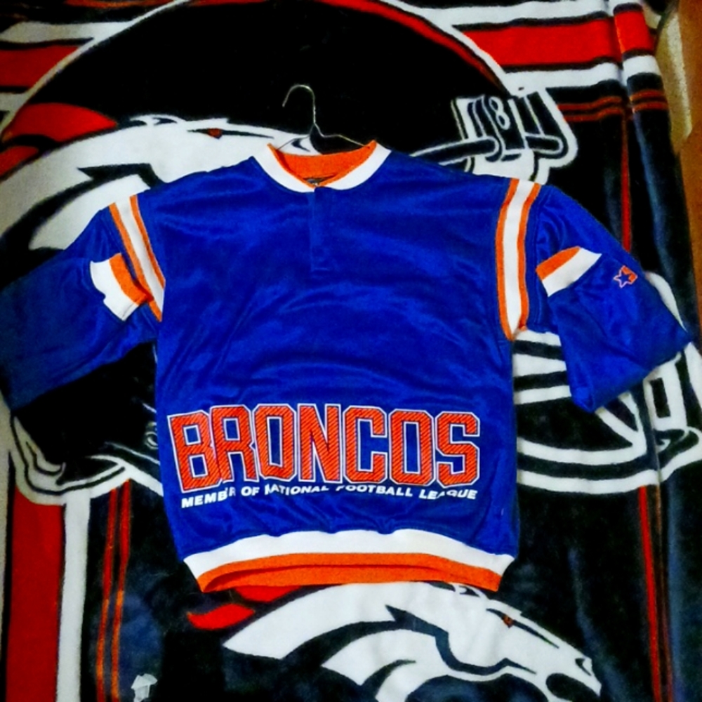 Vintage 80s  Broncos pullover